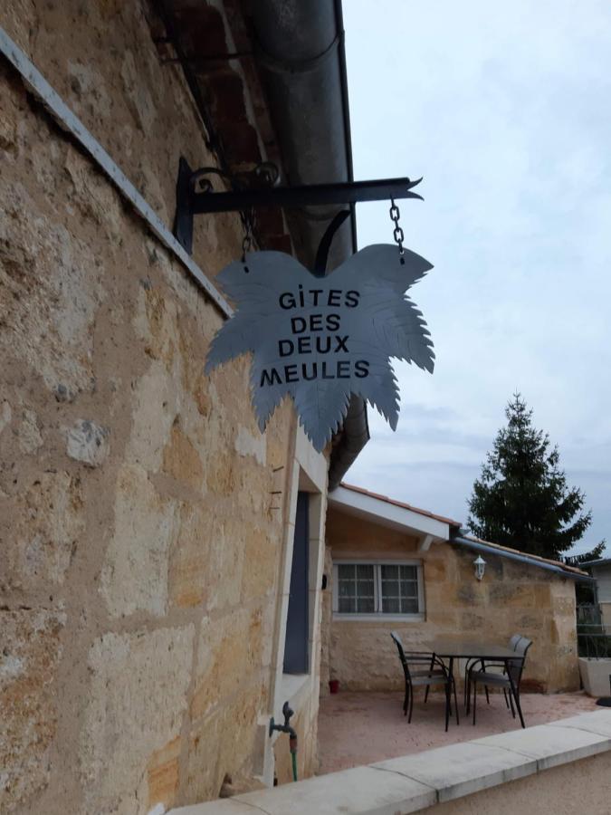 Gite Les Deux Meules Sainte-Colombe (Gironde) Exterior foto