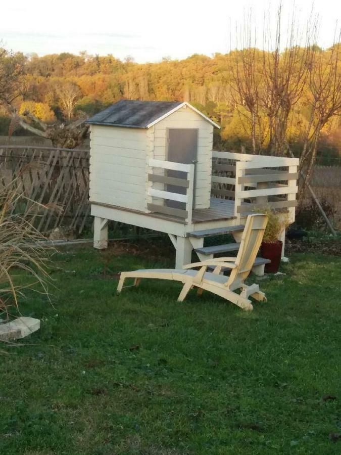 Gite Les Deux Meules Sainte-Colombe (Gironde) Exterior foto